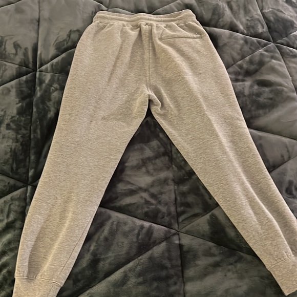 they are barely worn and just like brand-new - Picture 2 of 3